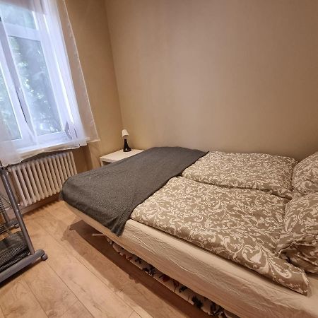 Cosy One Seperate Bedroom Apartment In City Center, Perfect For Family Trip. รีกา ภายนอก รูปภาพ