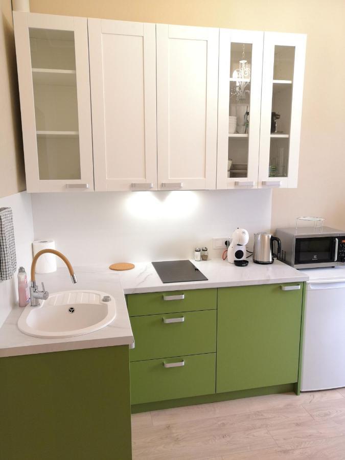 Cosy One Seperate Bedroom Apartment In City Center, Perfect For Family Trip. รีกา ภายนอก รูปภาพ